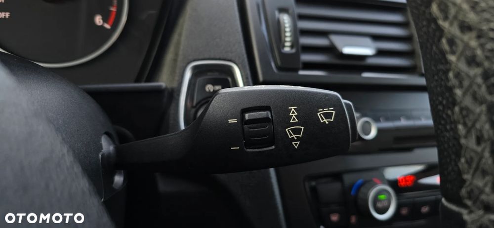 BMW Seria 1 116d DPF Edition Lifestyle - 35