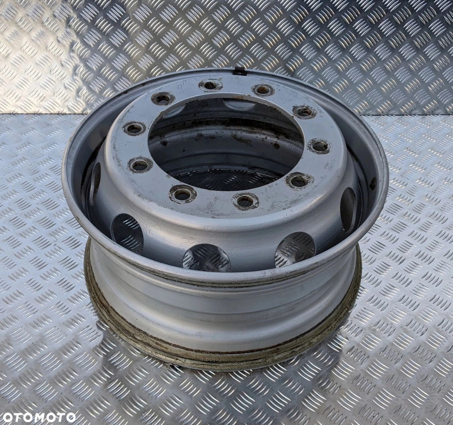 FELGA STALOWA SCANIA 22.5 X 9 - 3