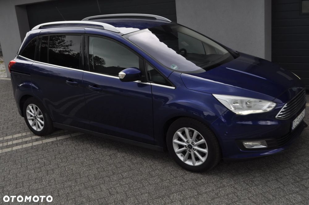 Ford Grand C-MAX - 28