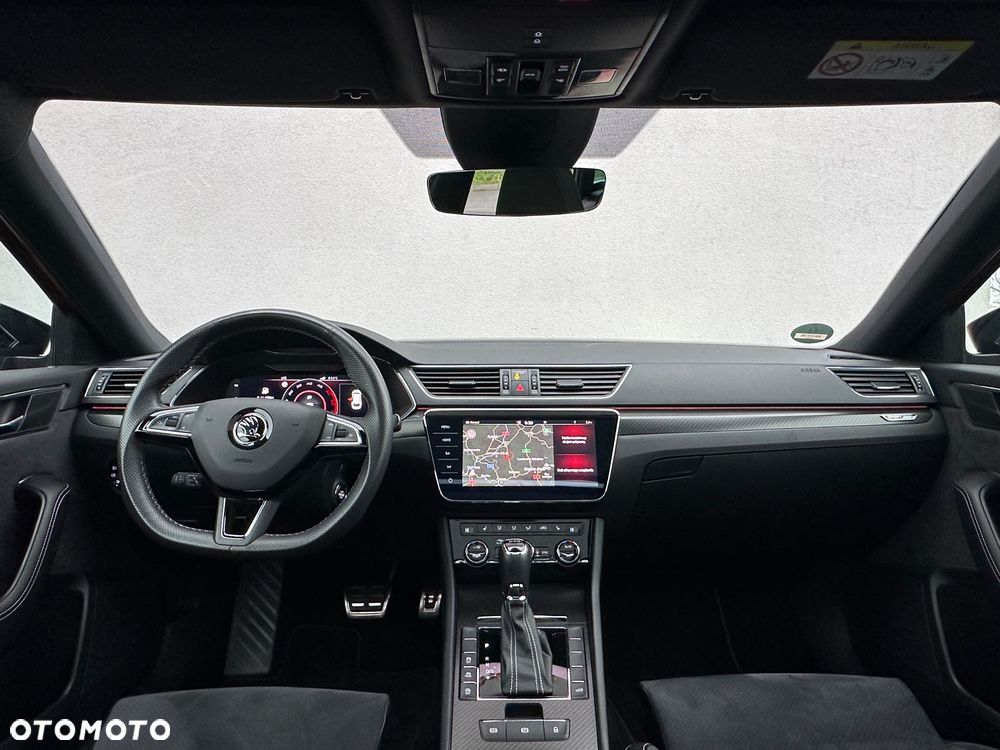Skoda Superb 2.0 TDI SCR Sportline DSG - 18