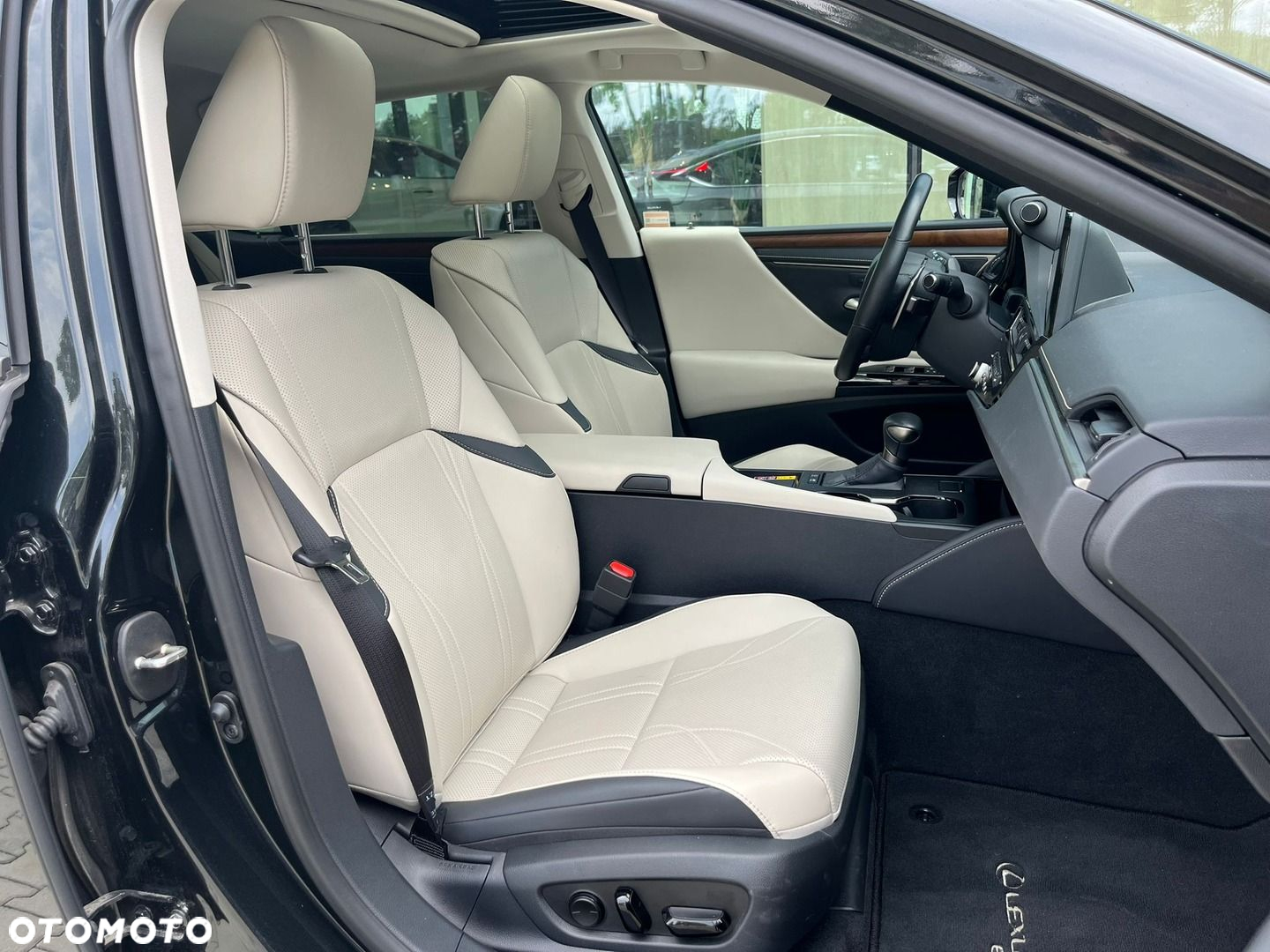 Lexus ES - 27