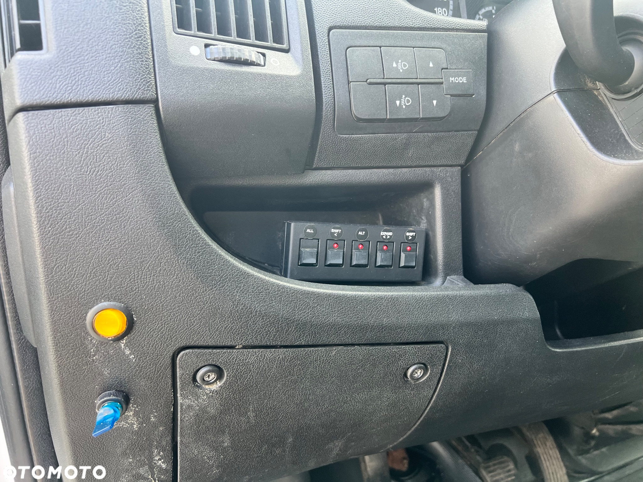 Peugeot Boxer Doka 7 Osób 3.0 HDI 177KM - 20