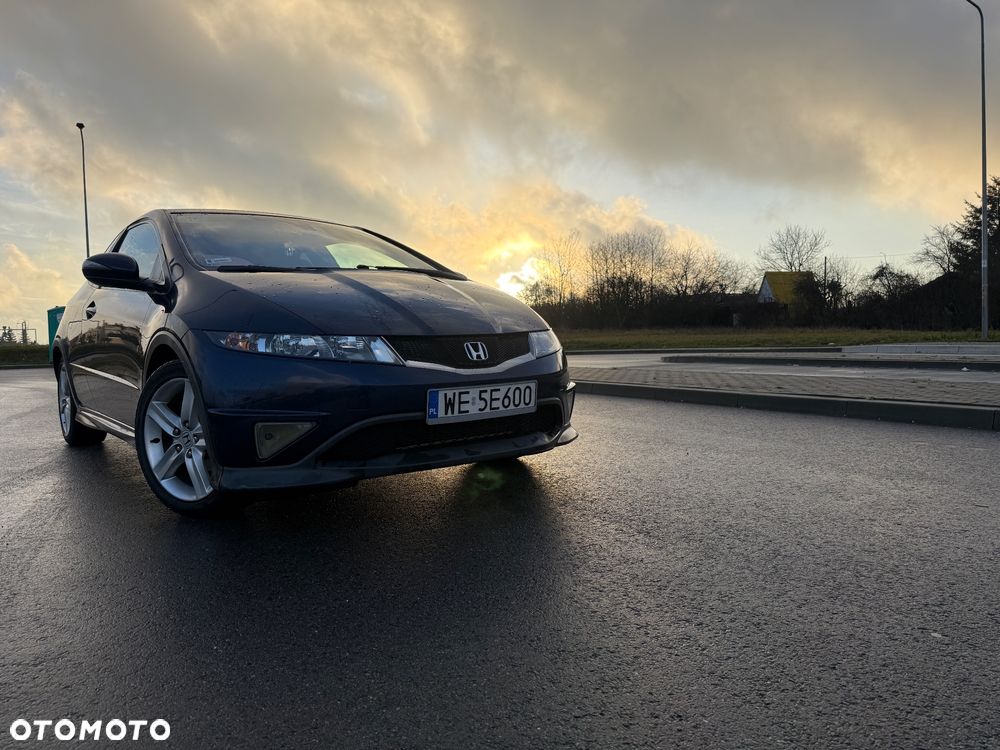 Honda Civic 1.8 TypeS - 10