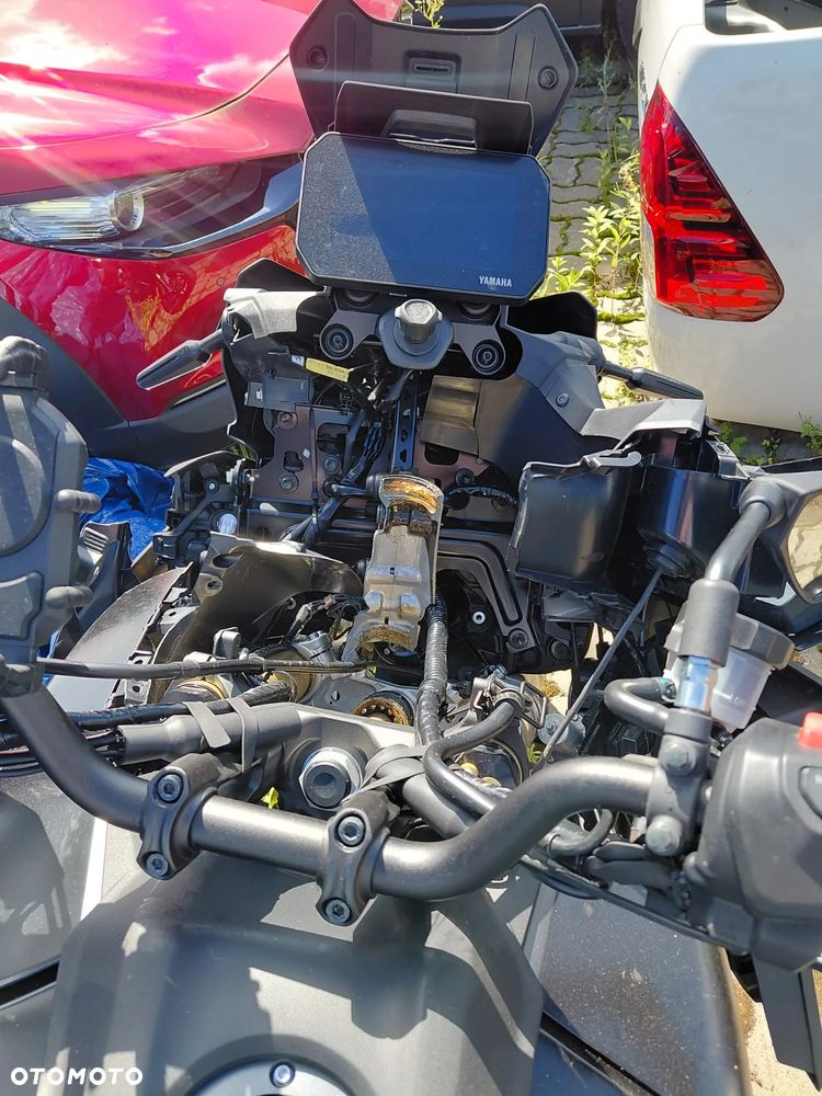Yamaha MT - 8