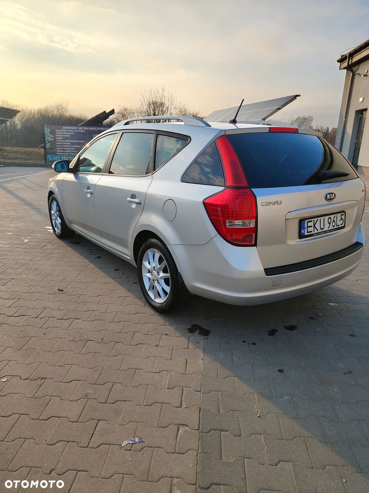 Kia Ceed 2.0 crdi Optimum - 8