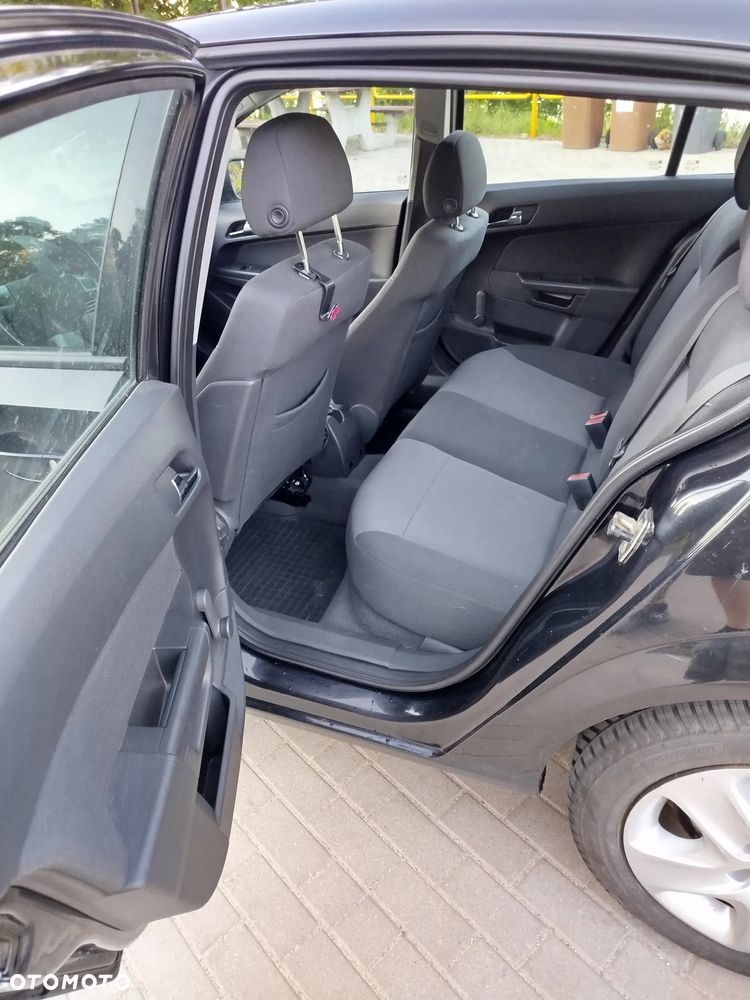 Opel Astra - 23