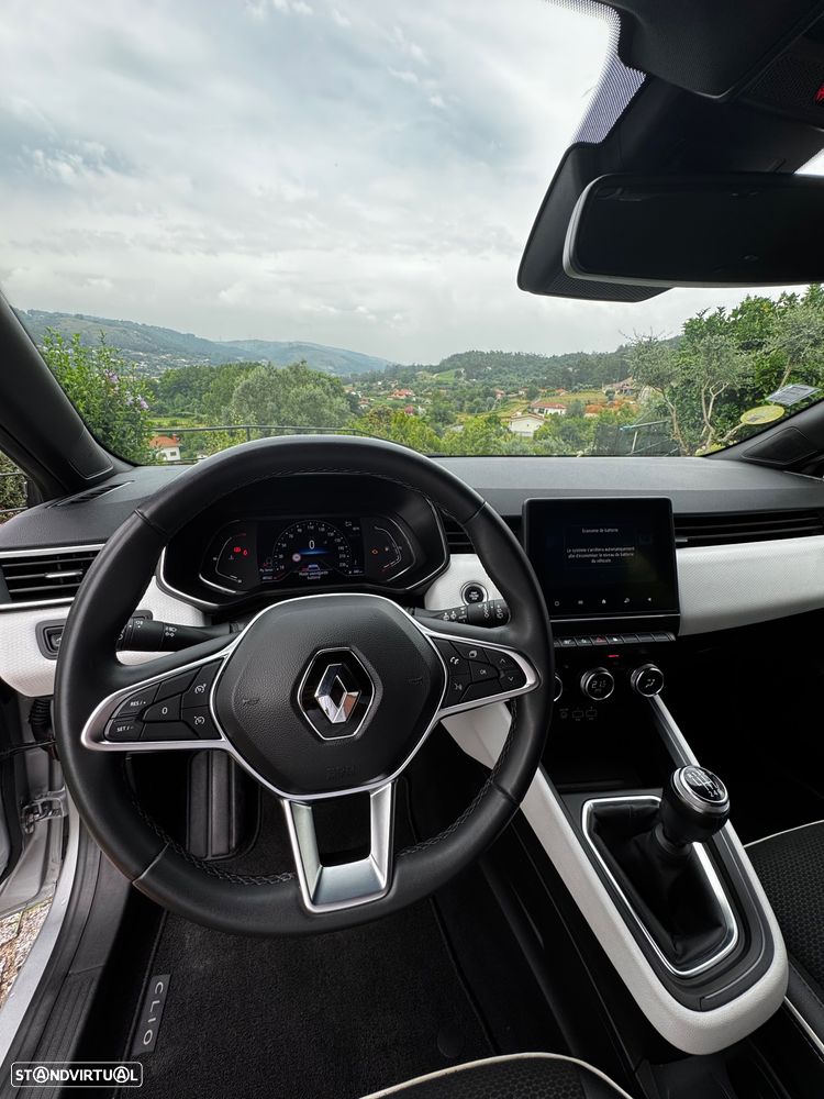 Renault Clio - 15