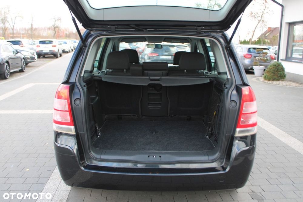 Opel Zafira - 8
