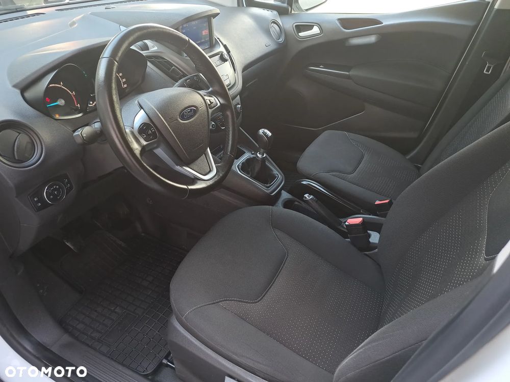 Ford COURIER - 15