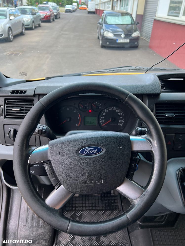 Ford Transit - 15