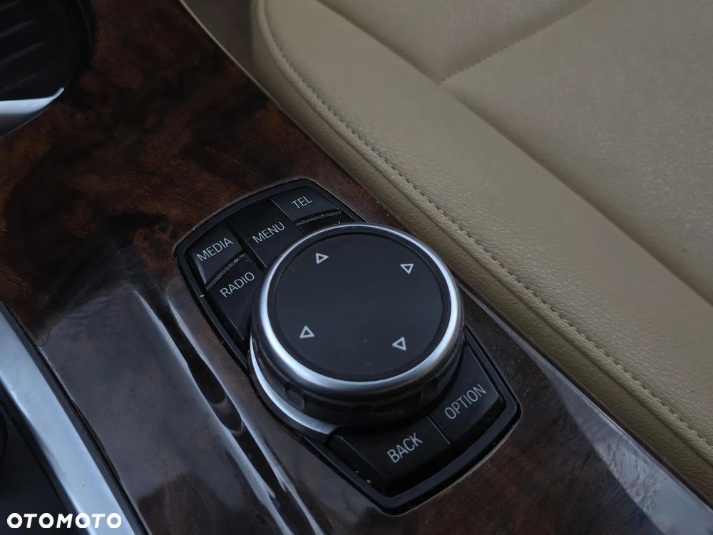 BMW X3 xDrive28i - 22