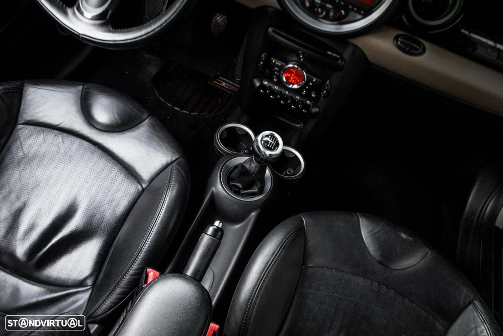 MINI 3 Portas Cooper D - 34