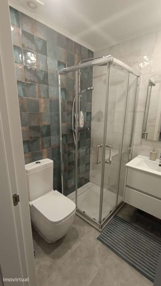 Quarto com casa de banho privada - Grande imagem: 4/9
