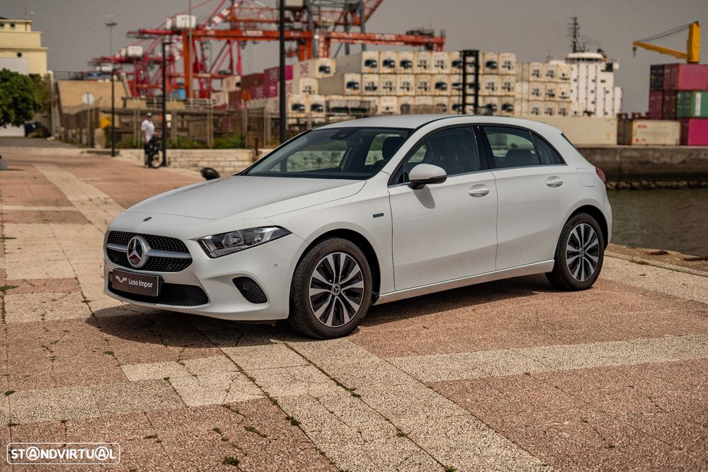 Mercedes-Benz A 250 e Progressive - 1