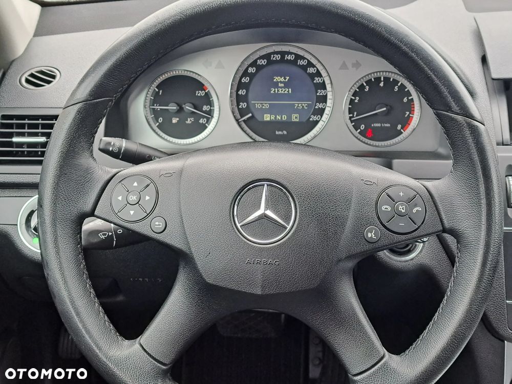 Mercedes-Benz Klasa C 180 T Kompressor Automatik Avantgarde - 13