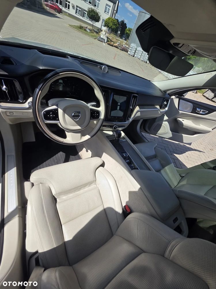 Volvo V60 D4 Inscription - 8