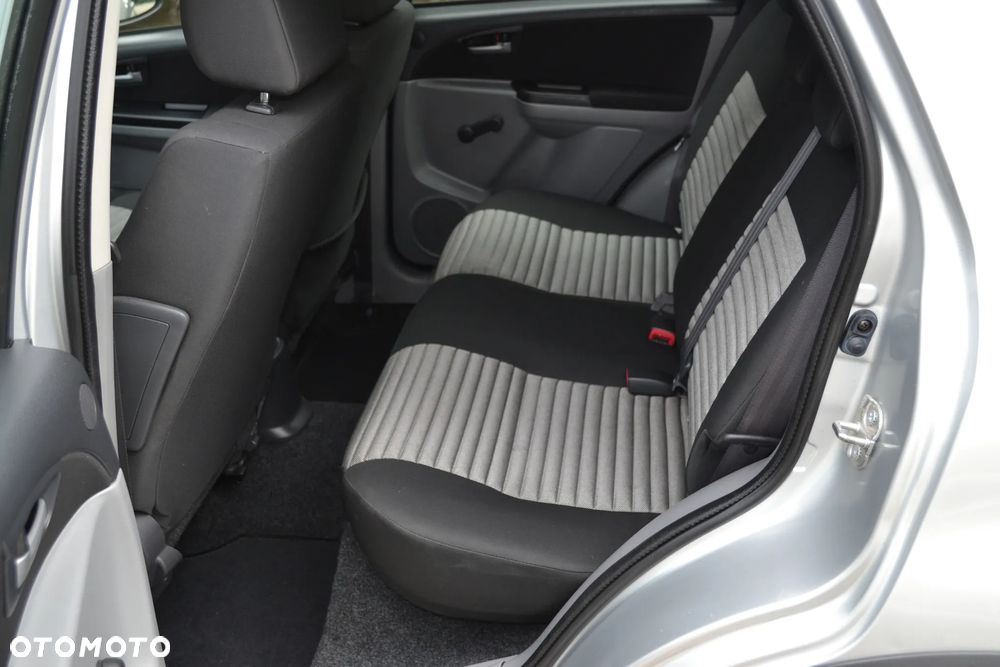 Suzuki SX4 1.6 Premium 4WD - 12