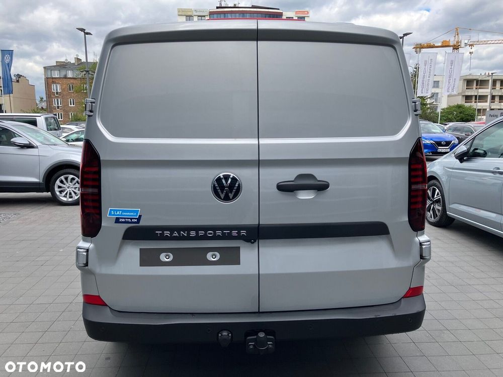 Volkswagen Transporter Transporter Furgon silnik: 2,0 l TDI 150 KM / skrzynia biegów: 6-biegowa manualna rozstaw osi: 3500 mm - 5
