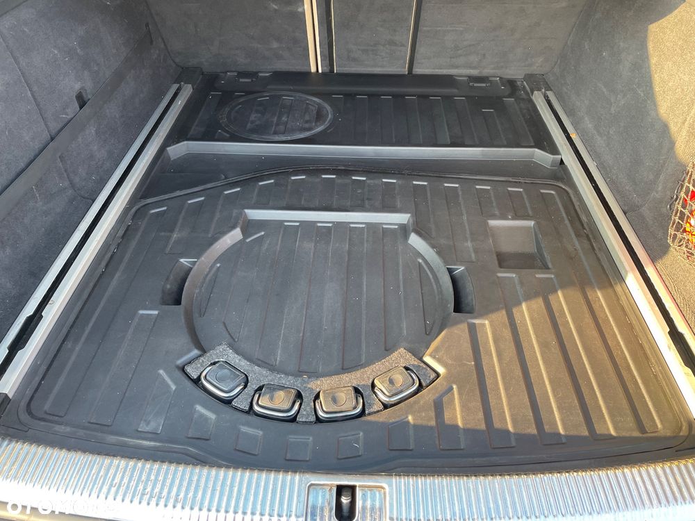 Audi A6 Allroad - 28