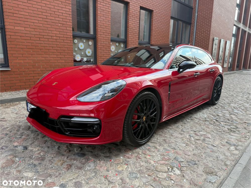 Porsche Panamera GTS GPF - 1