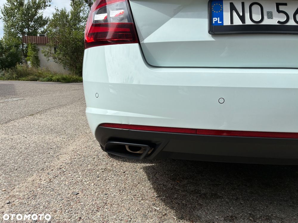 Skoda Octavia 2.0 TSI RS Challenge 245 DSG - 21
