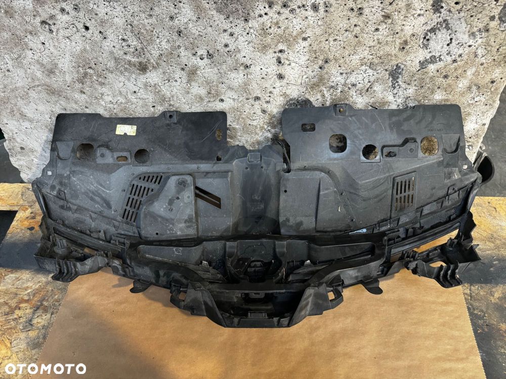 Renault Clio IV Grill Atrapa - 2