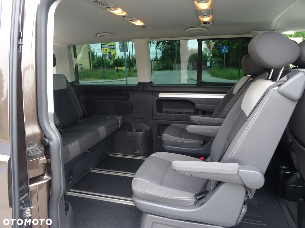 Volkswagen Multivan - 13