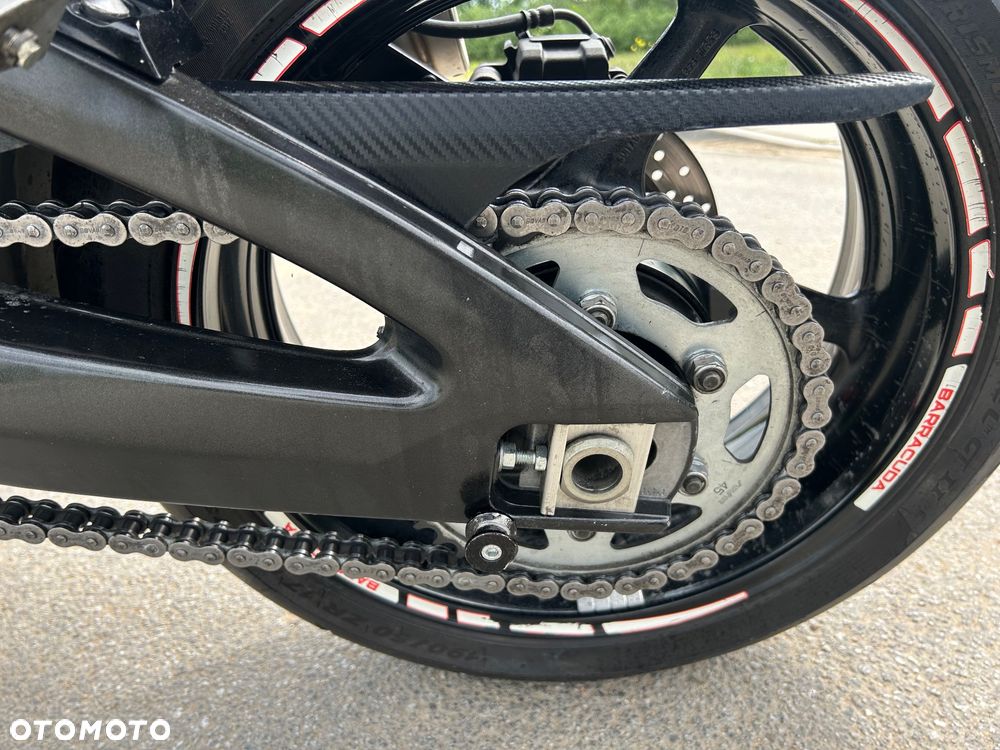 Yamaha FZ - 8