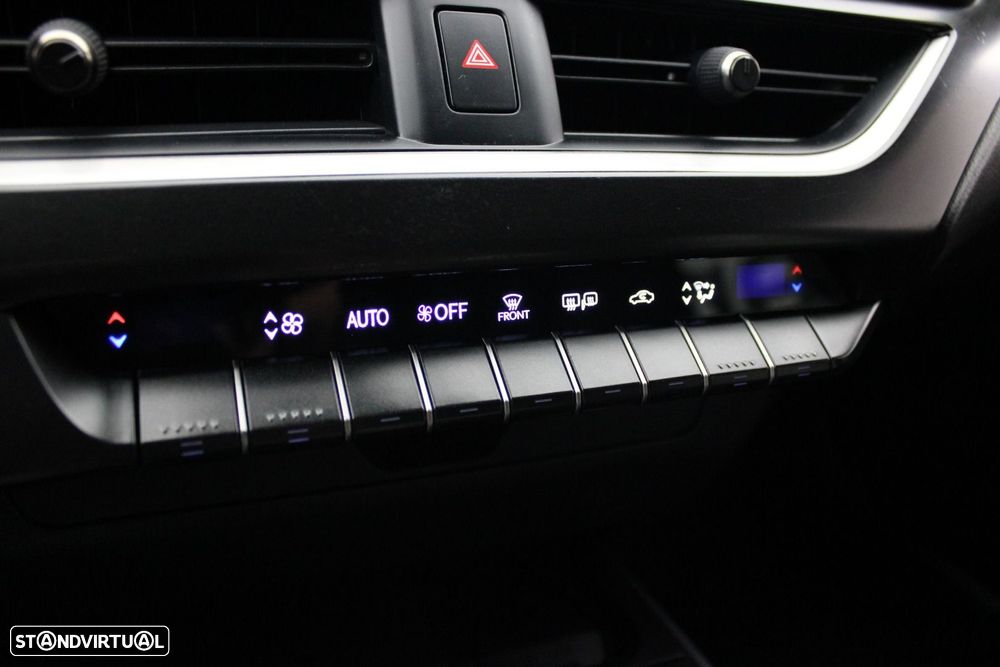 Lexus UX 250h Premium - 21