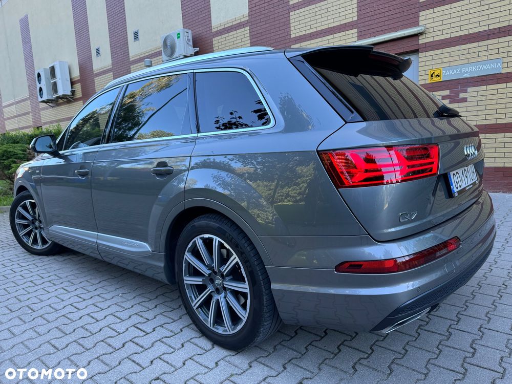 Audi Q7 - 15