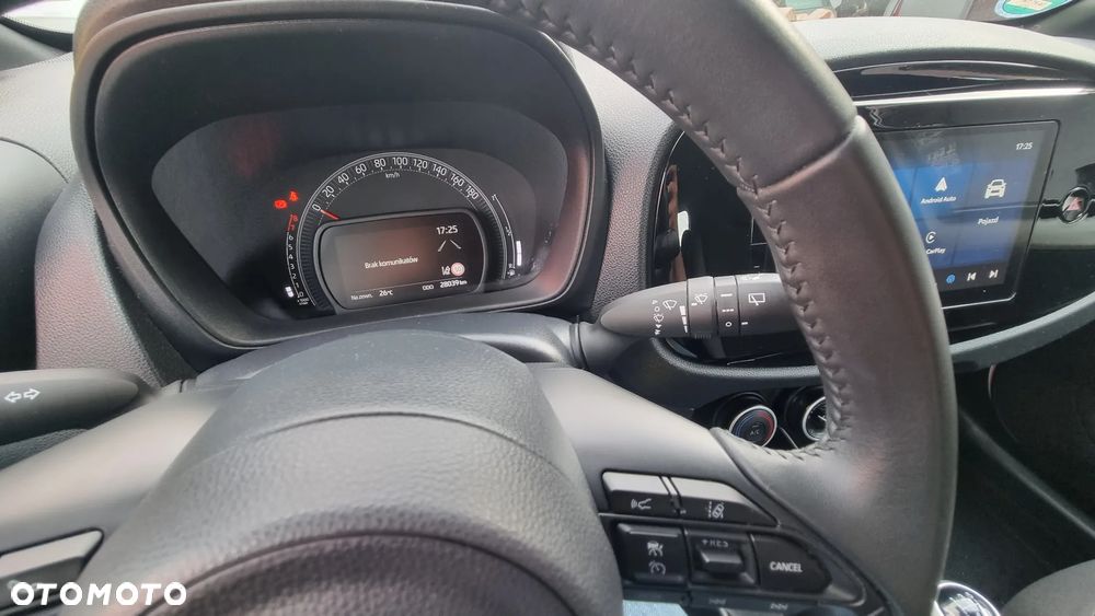 Toyota Aygo X Business Edition - 3