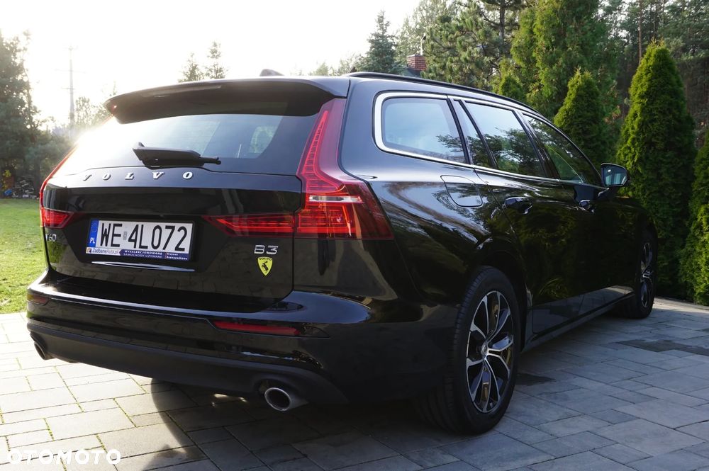 Volvo V60 B3 B Momentum Pro - 17