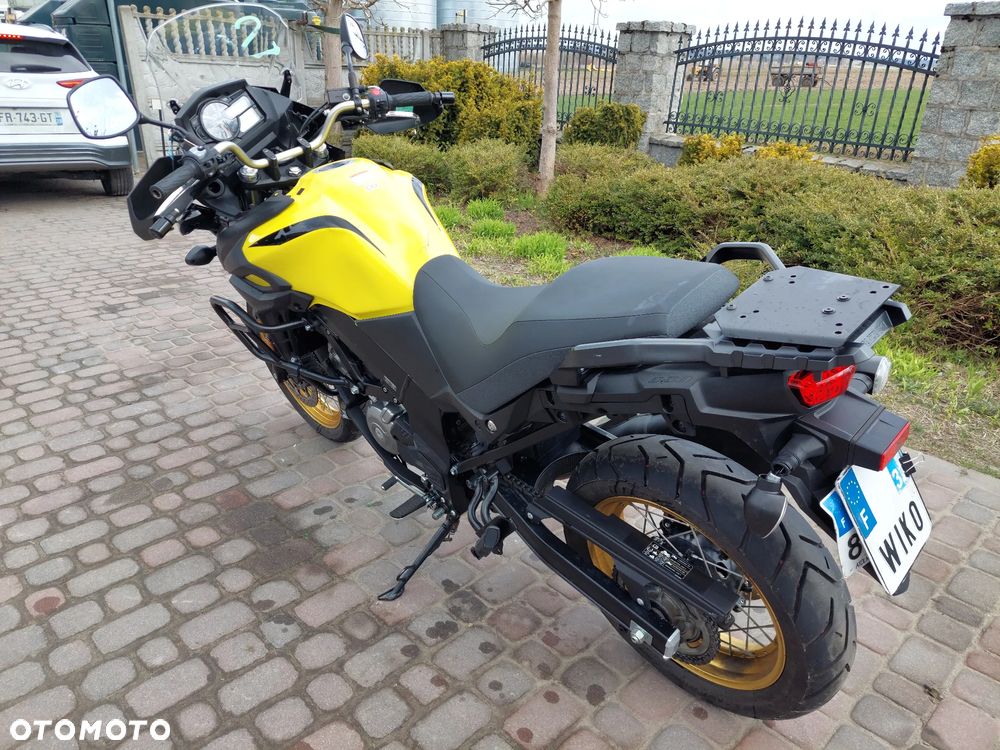 Suzuki V-STROM - 4