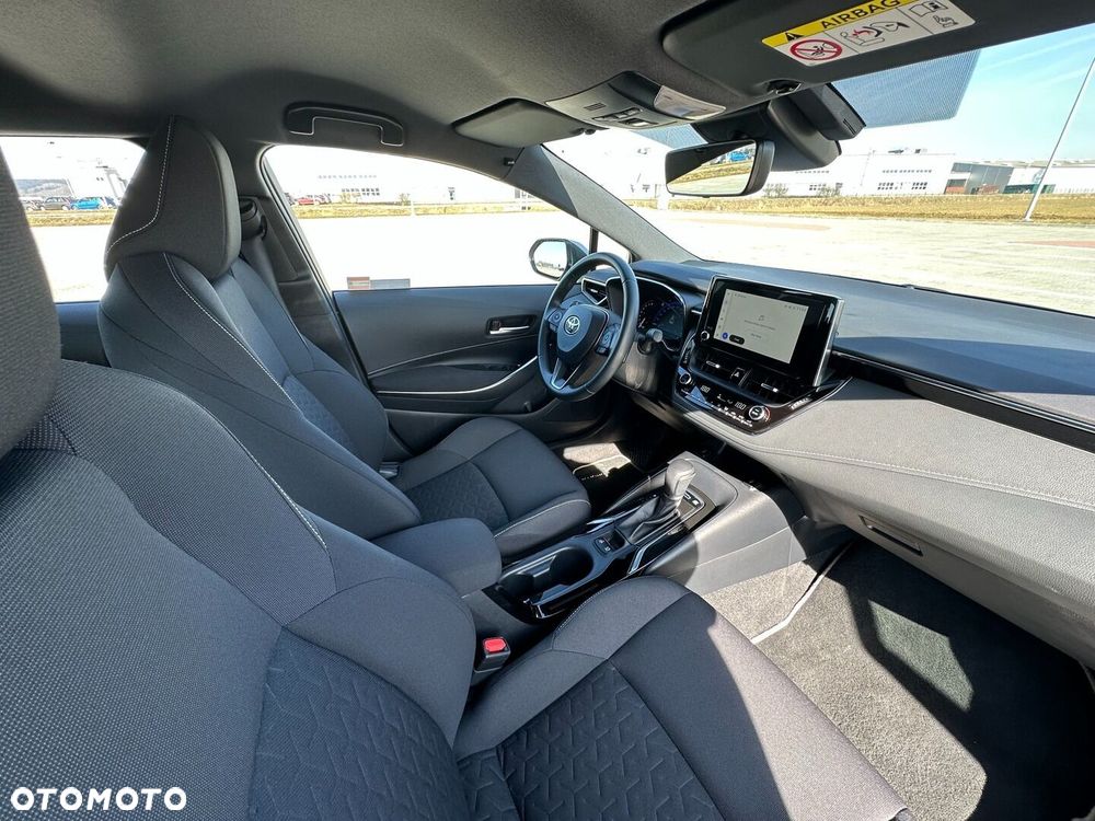 Toyota Corolla 2.0 Hybrid Comfort - 18