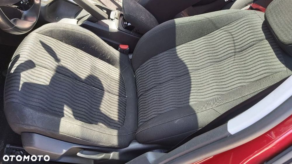 PEUGEOT 308 t9 1,6 THP kompresor sprezarka klimatyzacji - 8