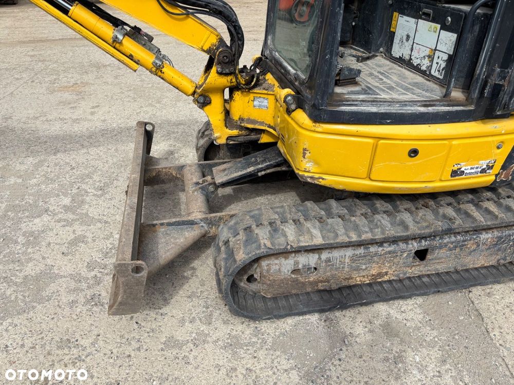 Komatsu Pc 26 Mr - 3 - 26