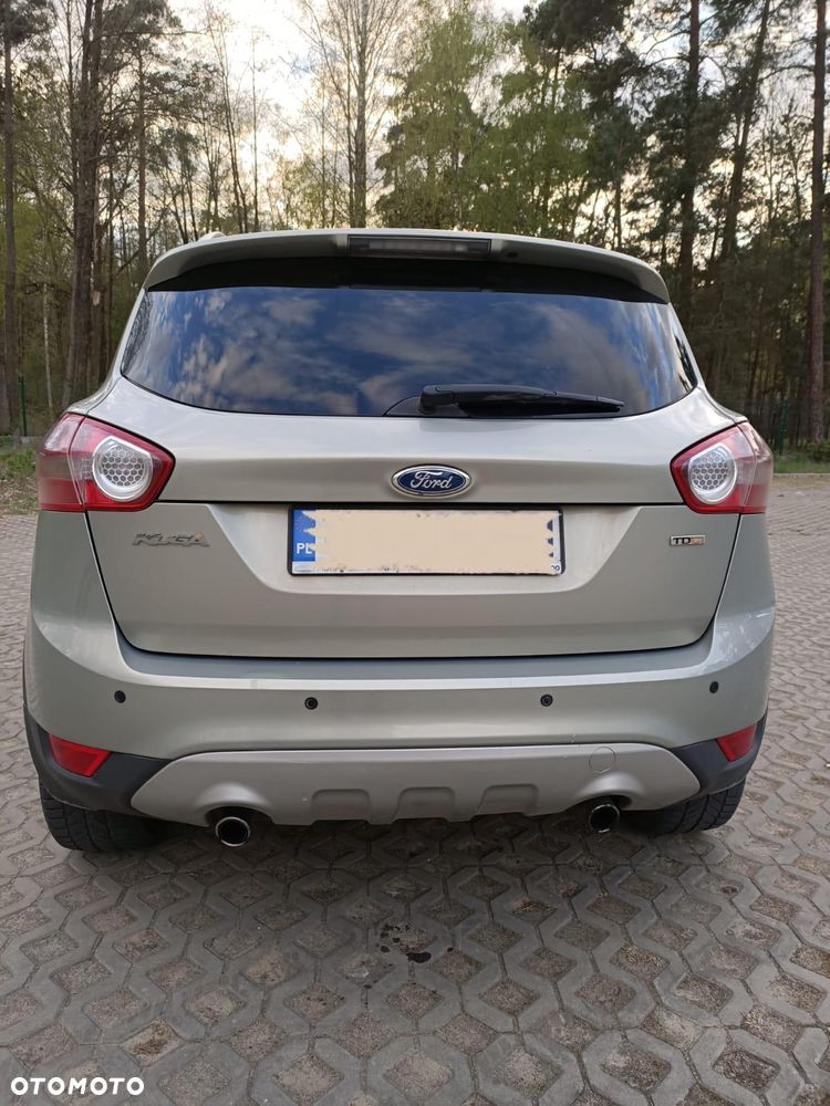 Ford Kuga 2.0 TDCi Titanium - 4
