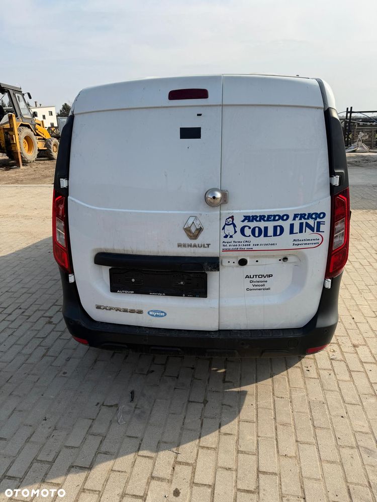 Renault Express - 4