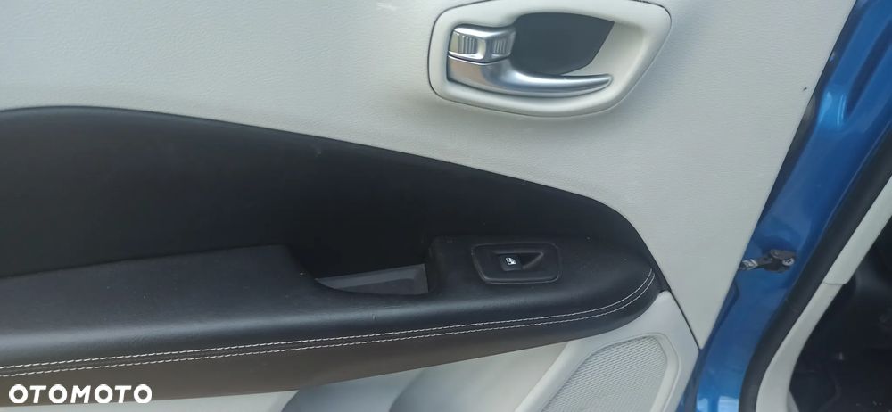 Jeep Compass - 7