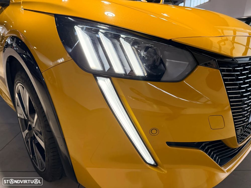 Peugeot 208 1.2 PureTech GT Line EAT8 - 9