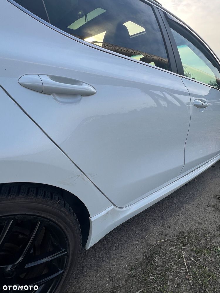 Kia Ceed 1.6 T-GDI GT - 13