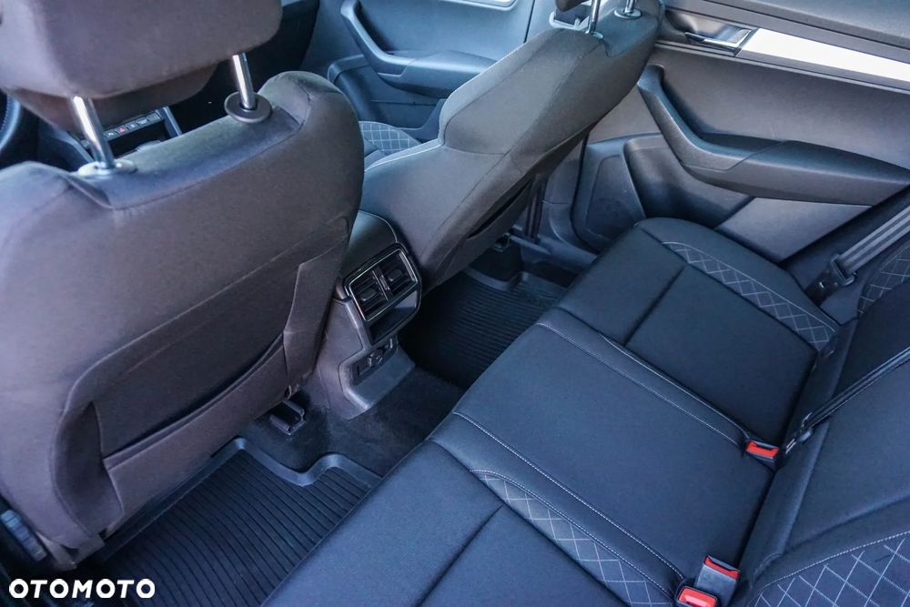 Skoda Karoq 1.5 TSI ACT Ambition DSG - 31