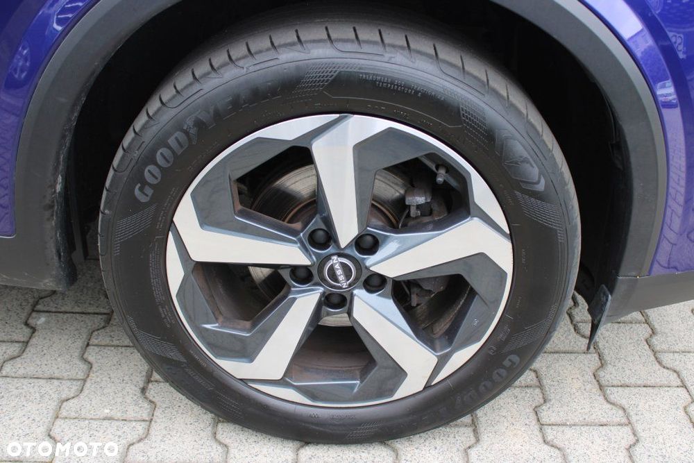Nissan Qashqai - 11