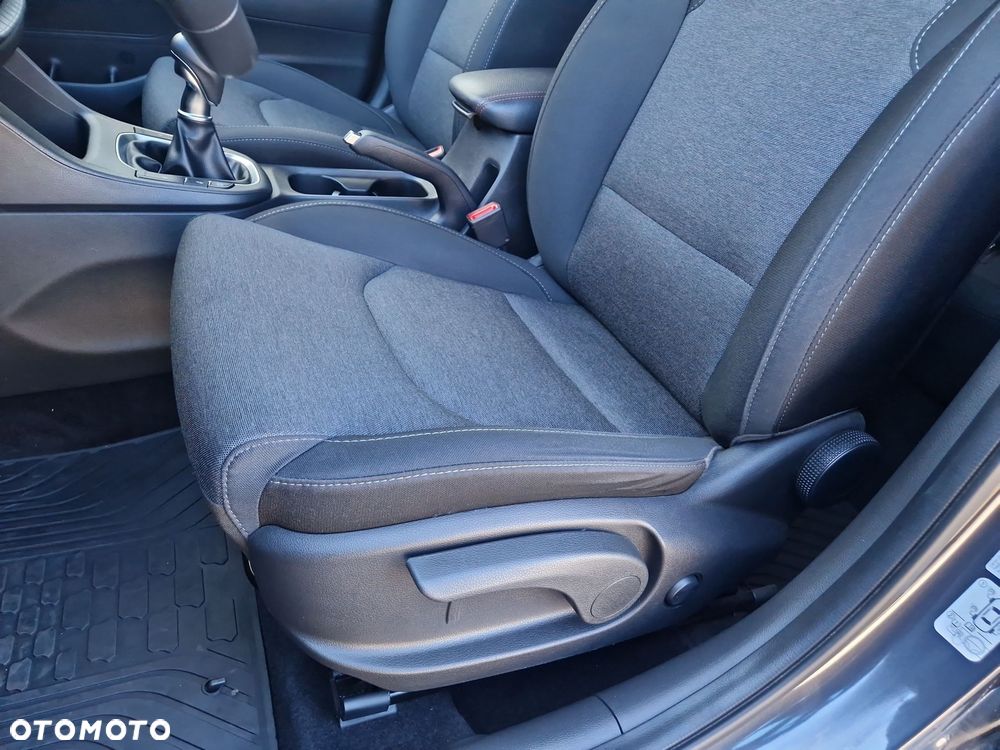 Hyundai i30 1.5 T-GDI 48V Smart - 12