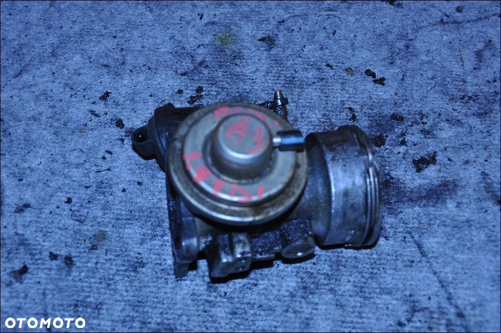 EGR AUDI A4 B6 1.9 038260385C - 1
