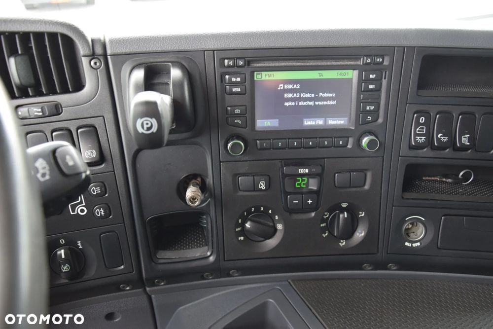 Scania P250 / EURO 6 / SKRZYNIA 7.8 M / WINDA DHOLLANDIA / PODUSZKI NA TYLNEJ OSI / RETARDER / KLIMA / TEMPOMAT / SERWISOWANY / SPROWADZONY - 31
