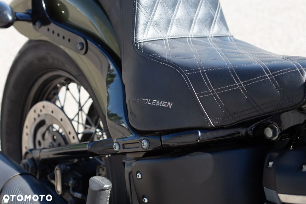 Harley-Davidson Softail Street Bob - 8