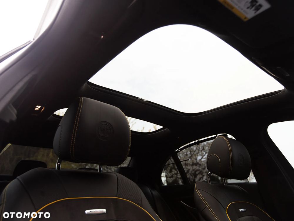 Mercedes-Benz Klasa E AMG 63 S 4-Matic+ - 16