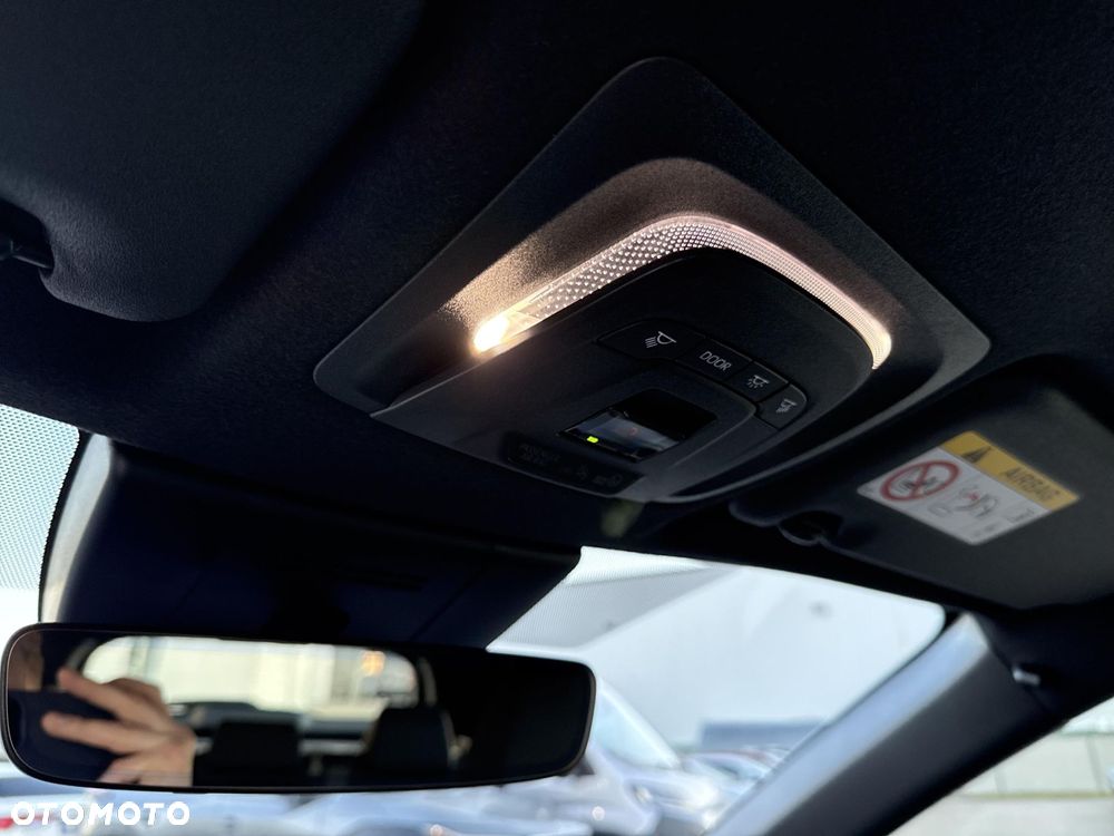 Toyota Corolla Cross 1.8 Hybrid Comfort - 26