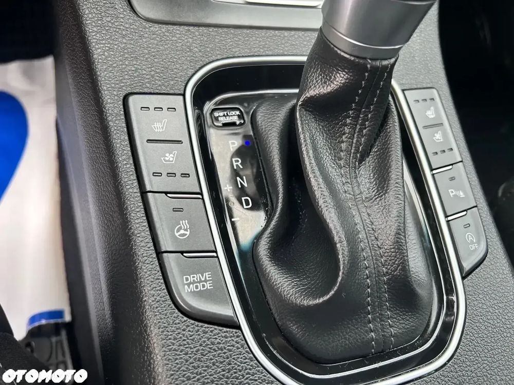 Hyundai i30 1.4 T-GDI DCT Premium - 29